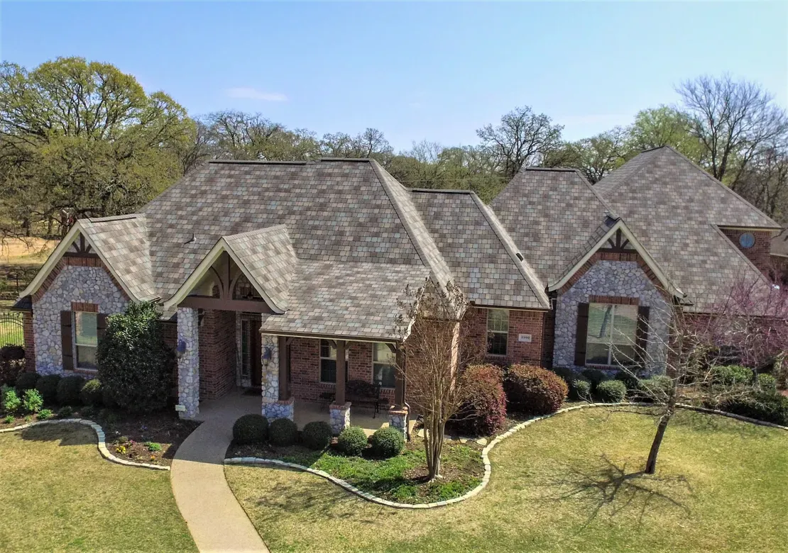 Architectural shingle roof replacement on a Fort Worth home