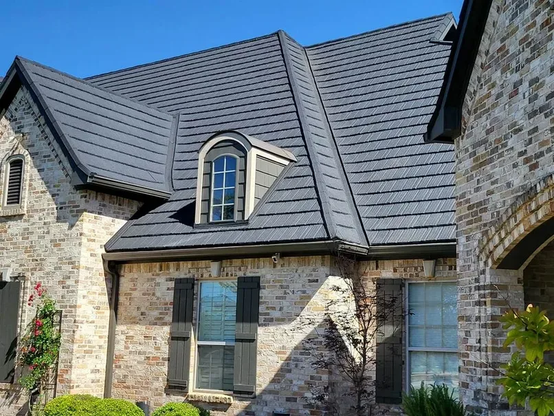 Stone coated steel roof in a shake profile on a brick Fort Worth home